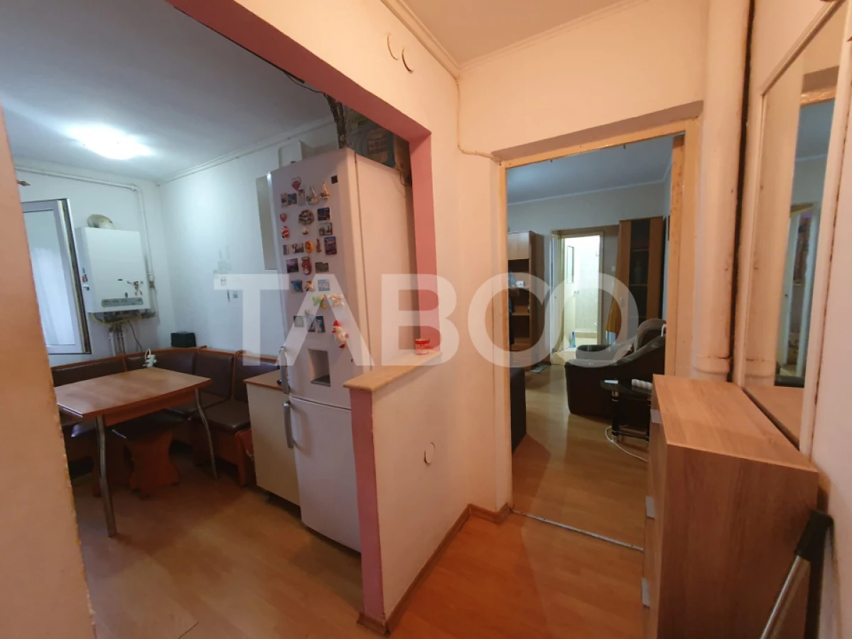 Apartament 2 camere 43 mp utili semidecomandat etaj 3 zona Negoiu - 6