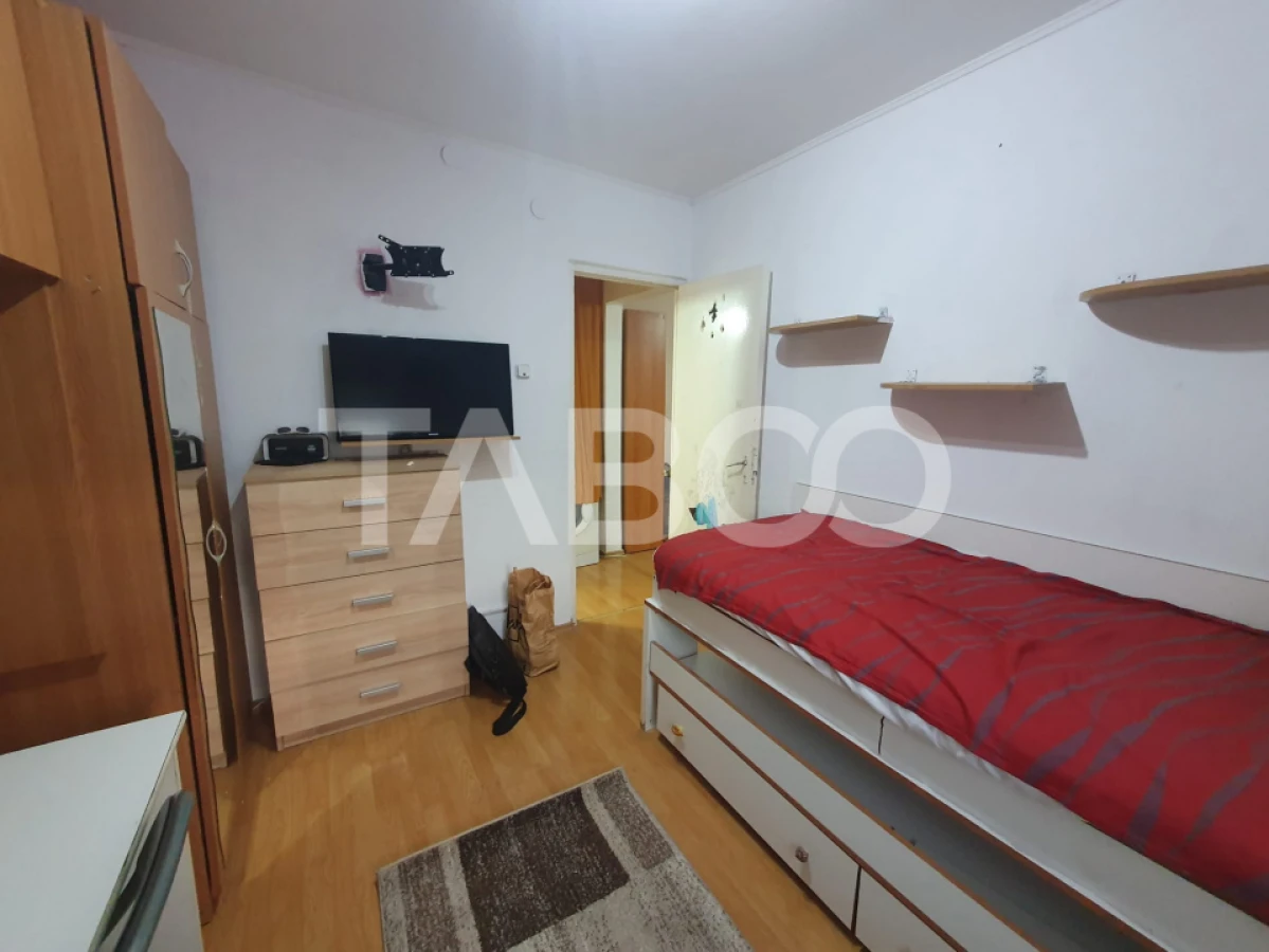 Apartament 2 camere 43 mp utili semidecomandat etaj 3 zona Negoiu - 4