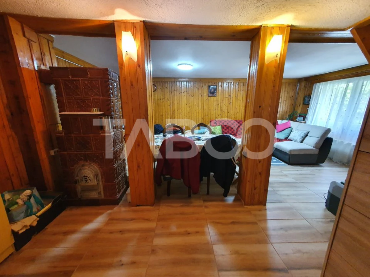 Casa de vanzare cu 6 camere in drumul spre Paltinis bonus inca o casa - 7