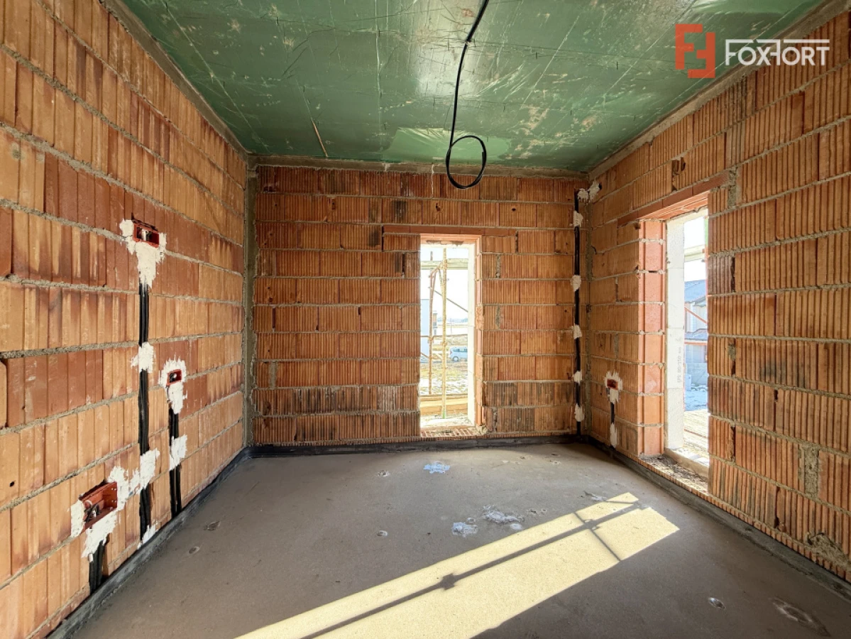 Duplex cu 3 camere si teren de 247 mp de vanzare in localitatea Sacalaz - 3