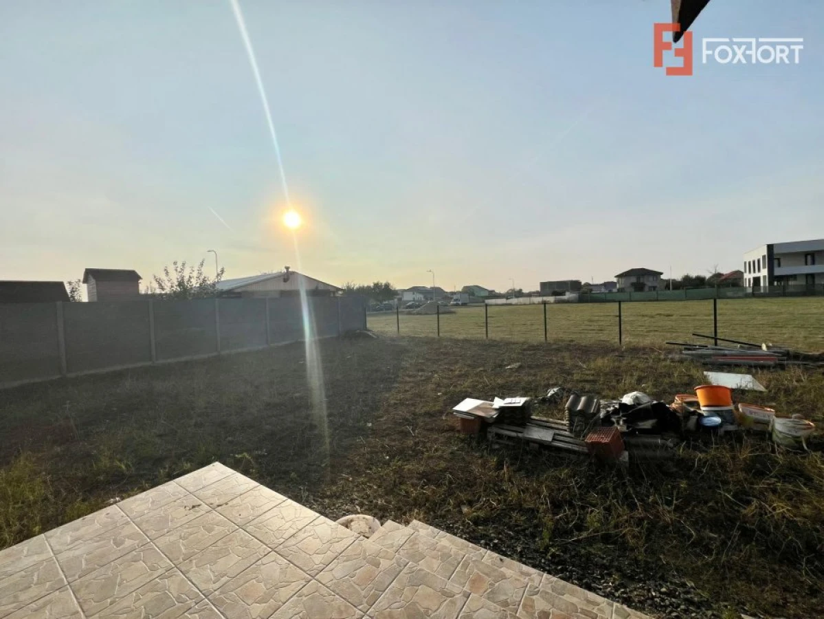 Casa individuala de vanzare cu 4 camere si teren de 532 mp, zona Remetea Mare - 1