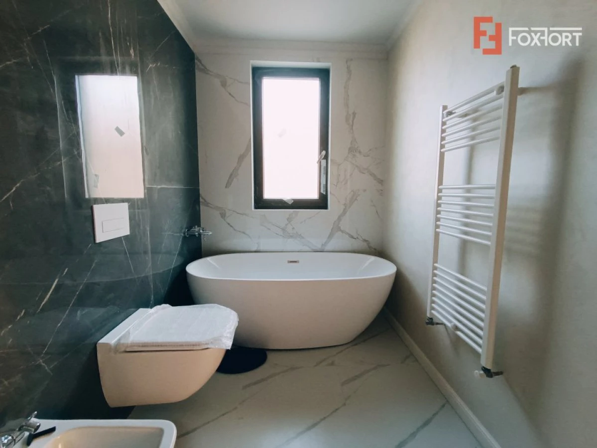 Duplex de vanzare cu 5 camere si teren de 270 mp - Mosnita Noua - 7