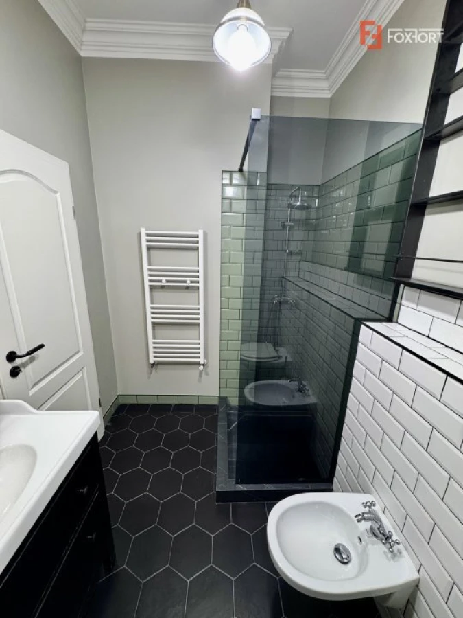 Apartament deosebit, 3 camere, zona Central – Bld. C.D. Loga - 6