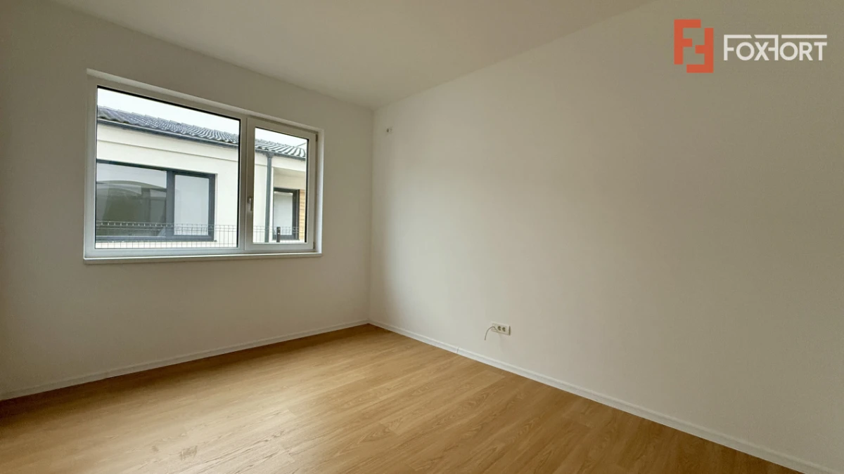 Duplex cu 3 camere si panouri fotovoltaice, zona Mosnita Noua - 9