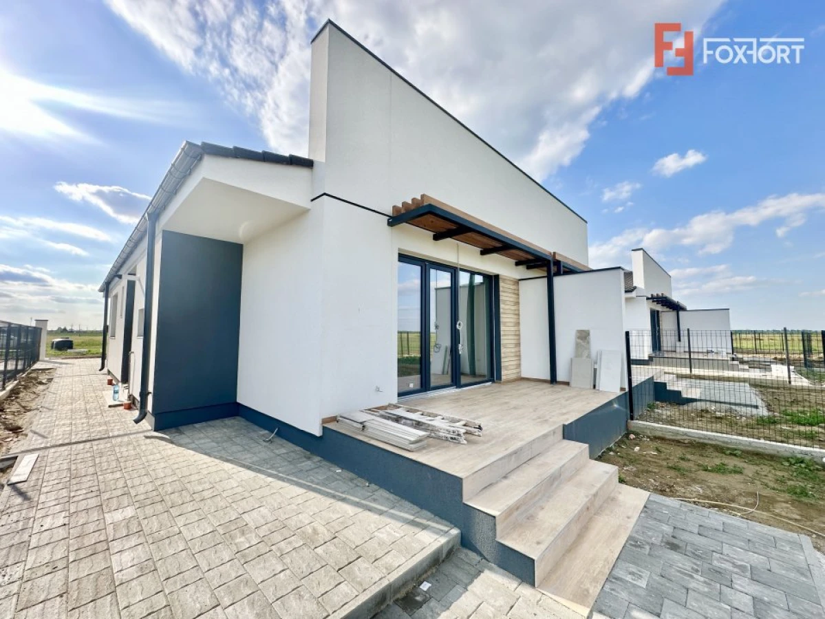 Duplex cu 3 camere si panouri fotovoltaice, zona Mosnita Noua - 2