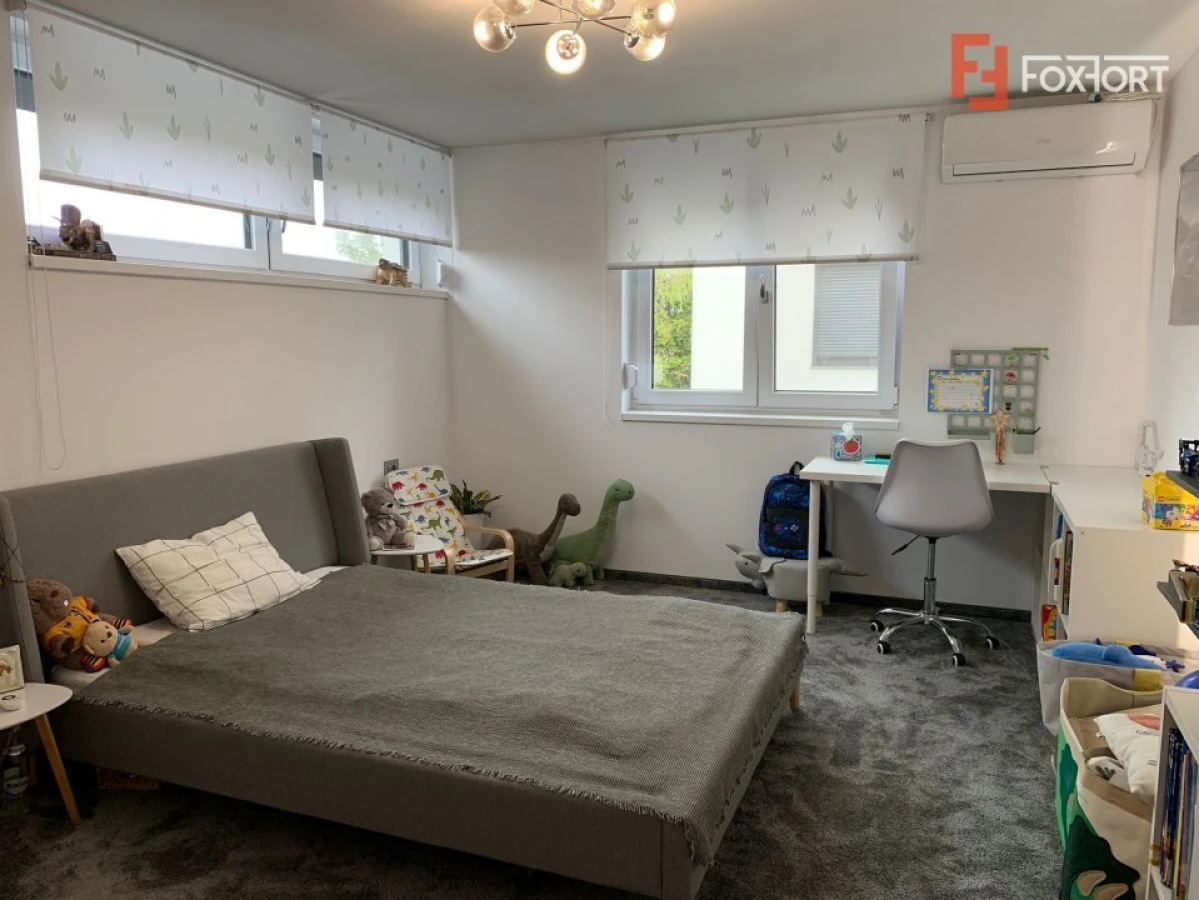 Duplex de vanzare cu 5 camere si 3 bai, zona Mehala - 7