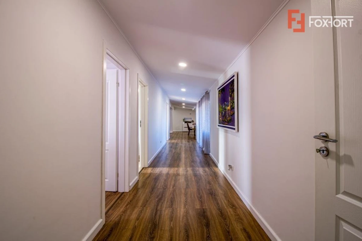 Casa 3 camere cu spatiu comercial in Carani - ID V4331 - 7