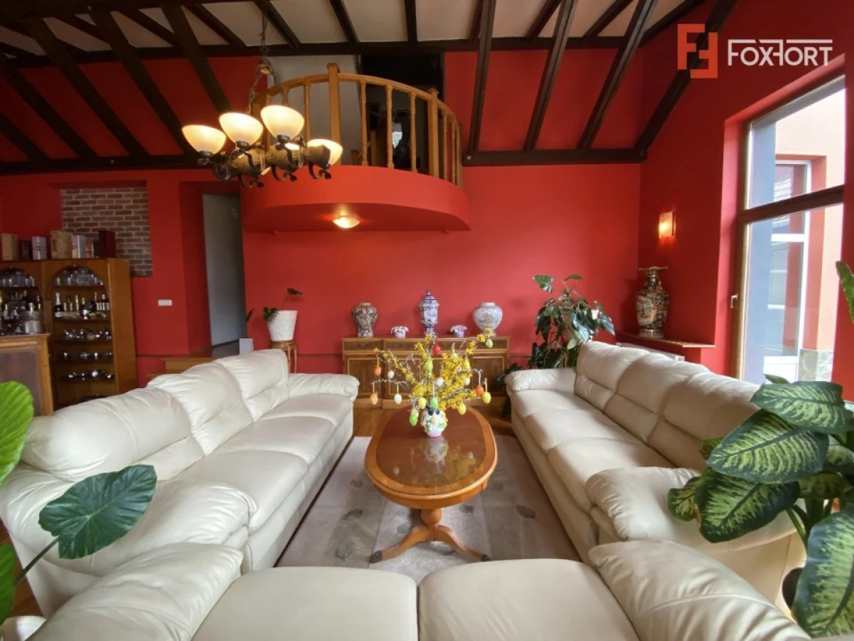 Vila cu 10 camere, de vanzare in Chisoda - ID V3322 - 9