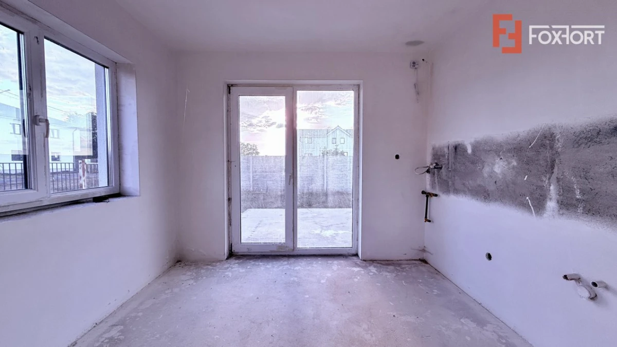 Casa tip triplex, cu 2 camere, de vanzare in Sanandrei. - 7