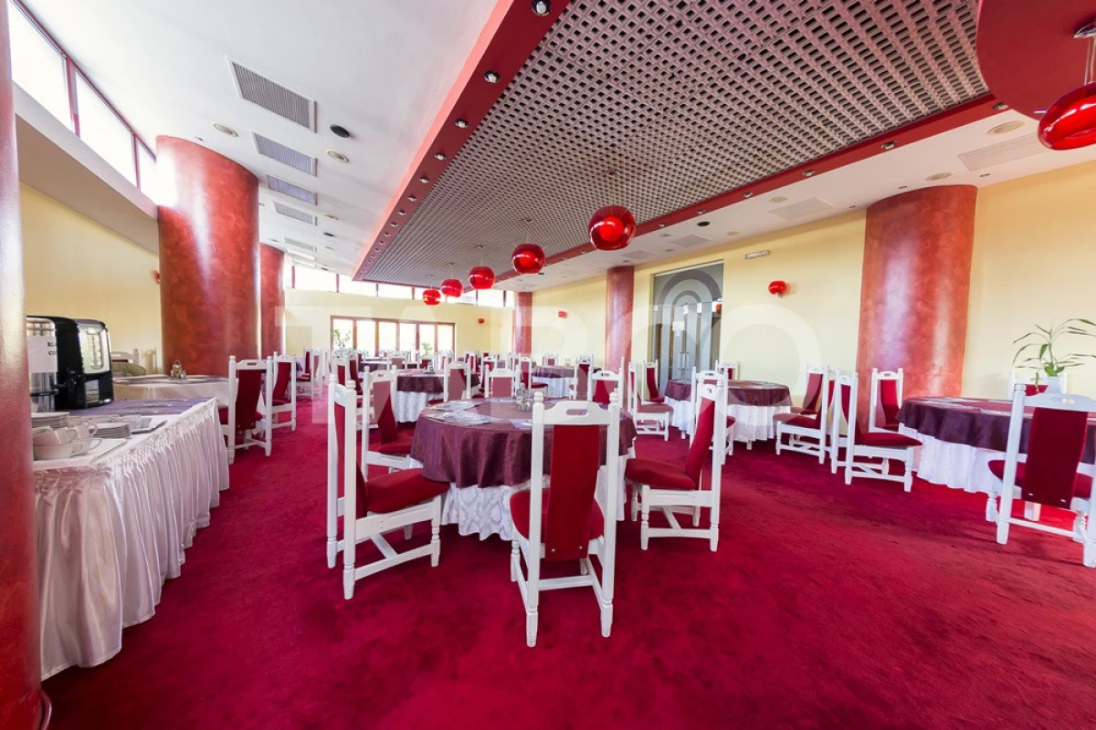 Hotel de 3* si 4* cu 64 de camere in Alba Iulia ultracentral - 4