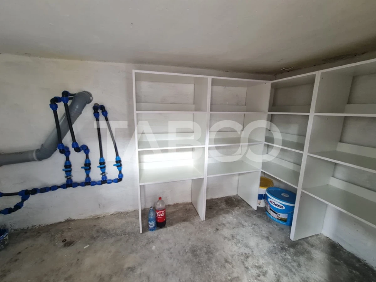 Casa noua de vanzare in Sebes strada asfaltata - 6