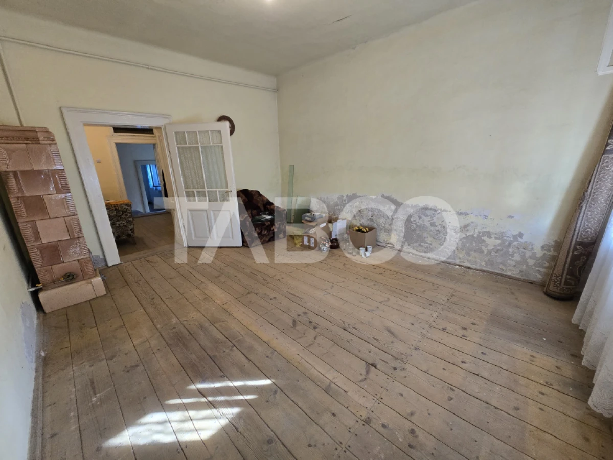 Casa tip duplex de vanzare la curte comuna pivnita in Piata Cluj Sibiu - 3