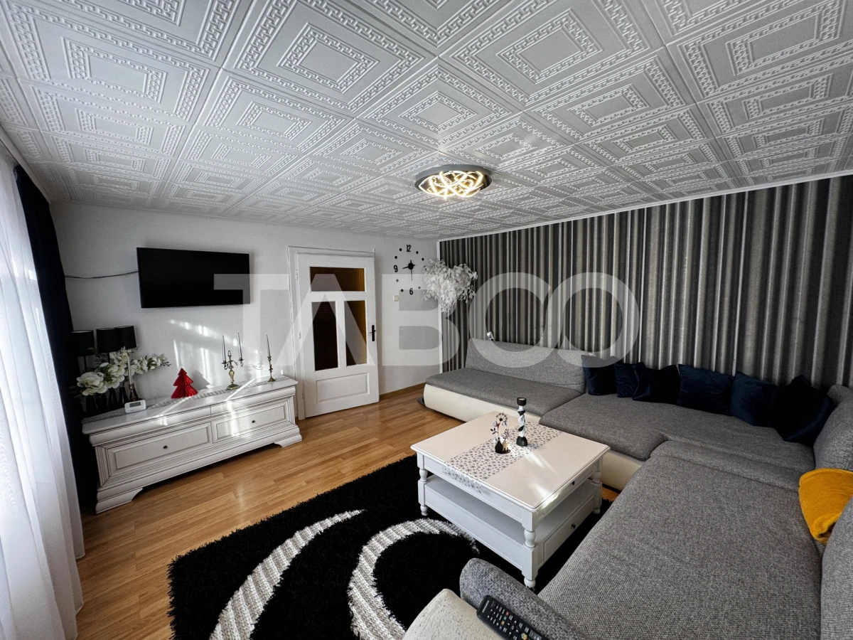 Spatiu comercial de inchiriat la casa 70 mpu la strada Cristian Sibiu - 9