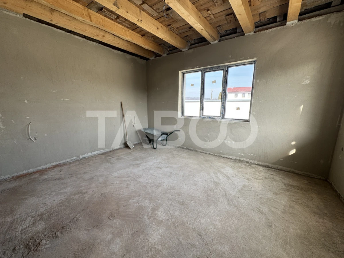 Casa individuala pe un singur nivel cu 3 camere teren 300 mp Cristian - 5