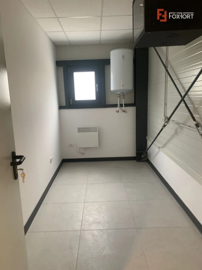 Hala industriala 364 mp + birouri de 60 mp - Giarmata Vii - 4