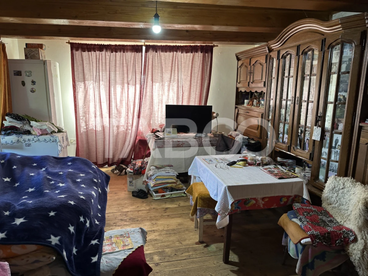 Casa de vanzare 2 camere 2340 mp teren in Comuna Parau Judetul Brasov - 5