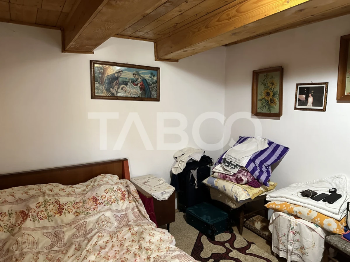 Casa de vanzare 2 camere 2340 mp teren in Comuna Parau Judetul Brasov - 4