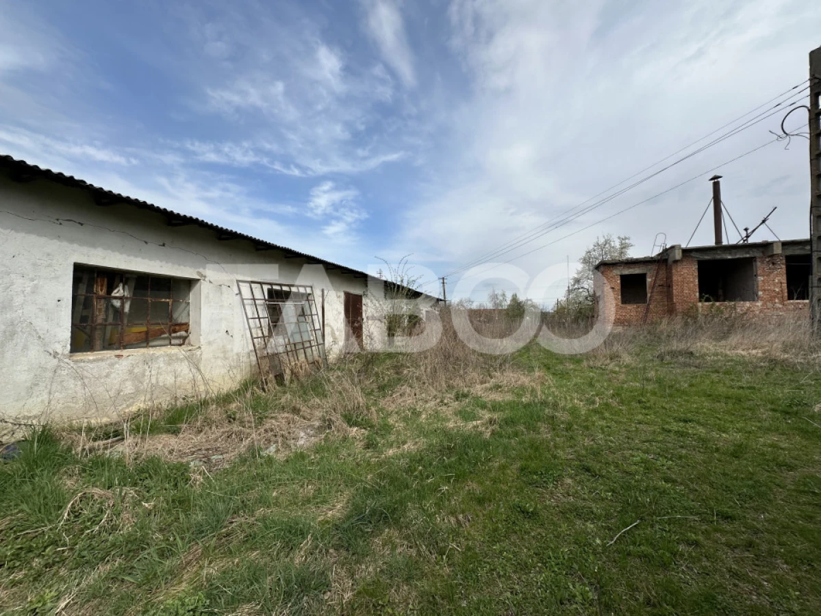 Spatiu industrial 5030 mp cu toate utilitatile acces auto Sat Sercaia - 8