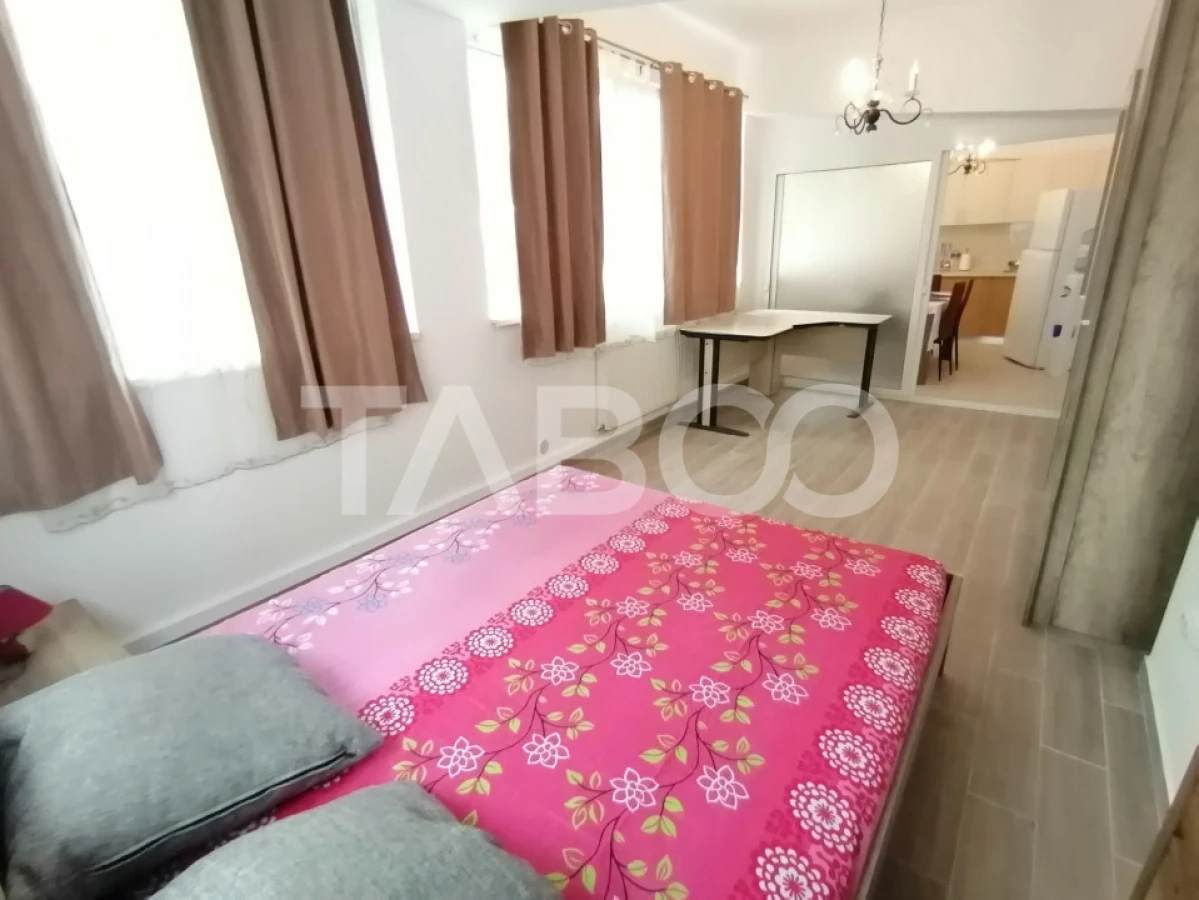 Apartament 3 camere 80 mpu pretabil spatiu comercial zona Strand Sibiu - 4