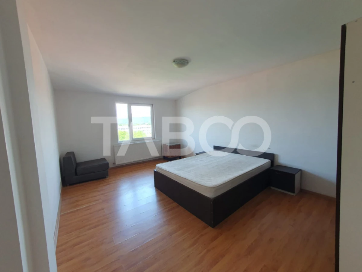 Apartament 3 camere decomandat 80 mp + balcon cu scara interioara - 4