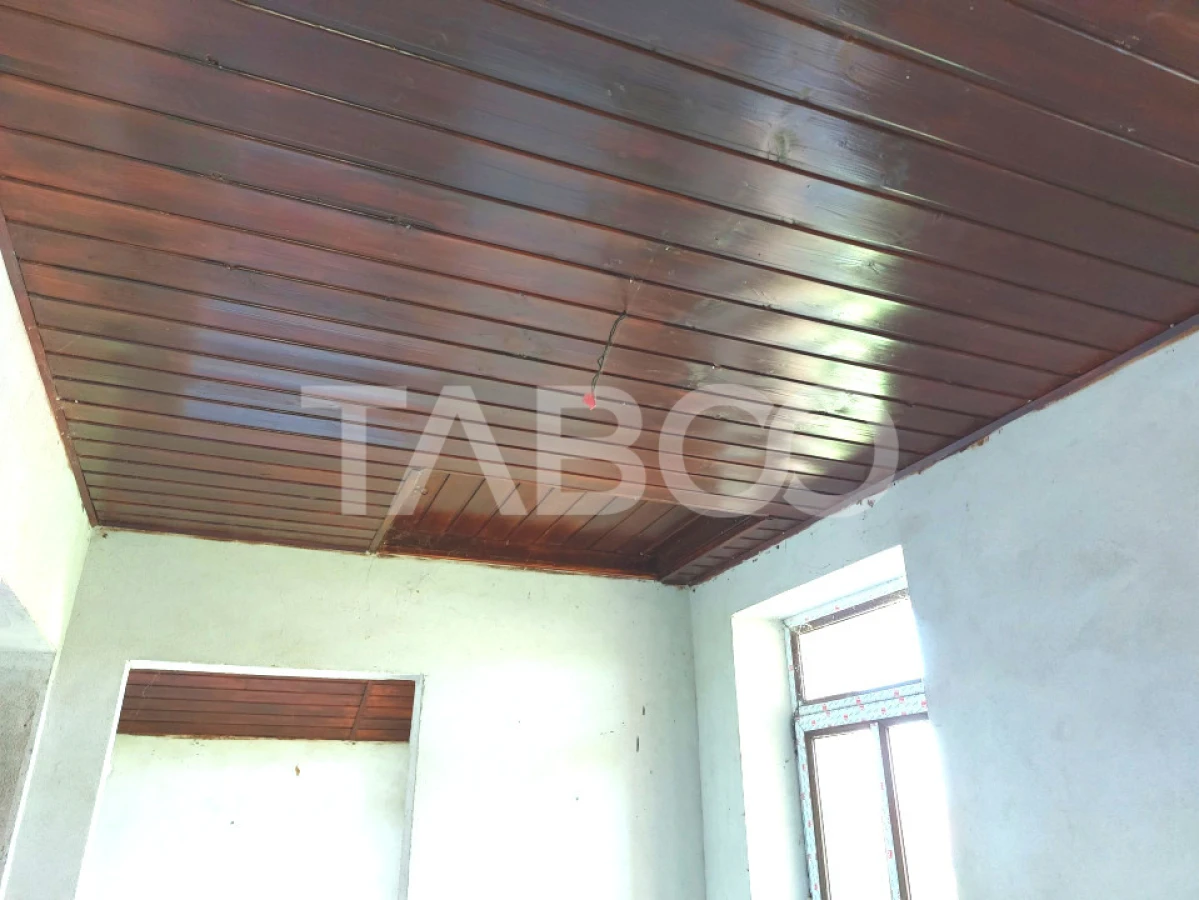 Casa deosebita 5 camere cu teren 2000 mp Sura Mare Hamba Sibiu - 10