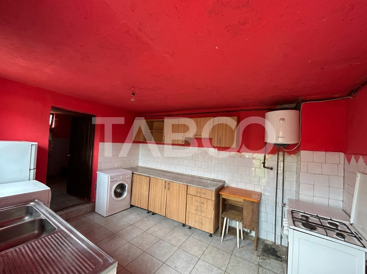 EXCLUSIVITATE Casa individuala + teren Sura Mica COMISION 0 % - 4