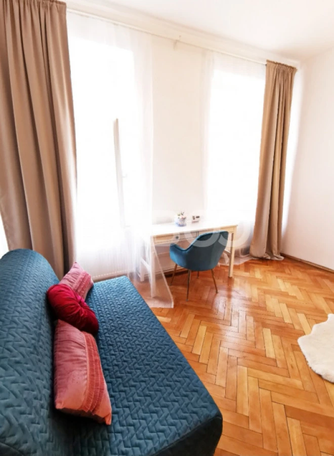 Garsoniera de inchiriat mobilata utilata modern55 mpu central Sibiu - 1