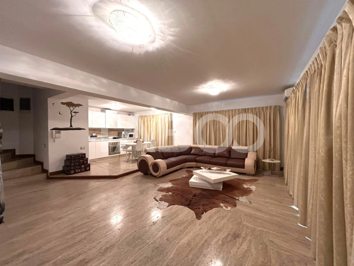 Casa de vanzare cu 5 camere 2 balcoane garaj incalzit 2 bai in Sibiu - 10