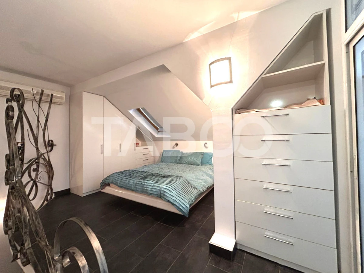 Casa de vanzare cu 5 camere 2 balcoane garaj incalzit 2 bai in Sibiu - 6