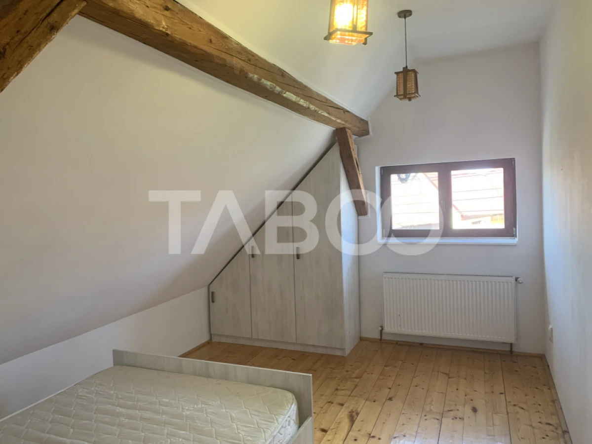 Casa si spatiu comercial de vanzare 148 mpu in comuna Poplaca Sibiu - 9