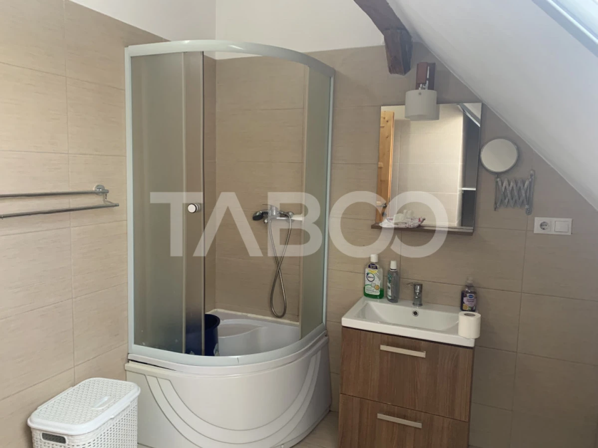 Casa si spatiu comercial de vanzare 148 mpu in comuna Poplaca Sibiu - 6