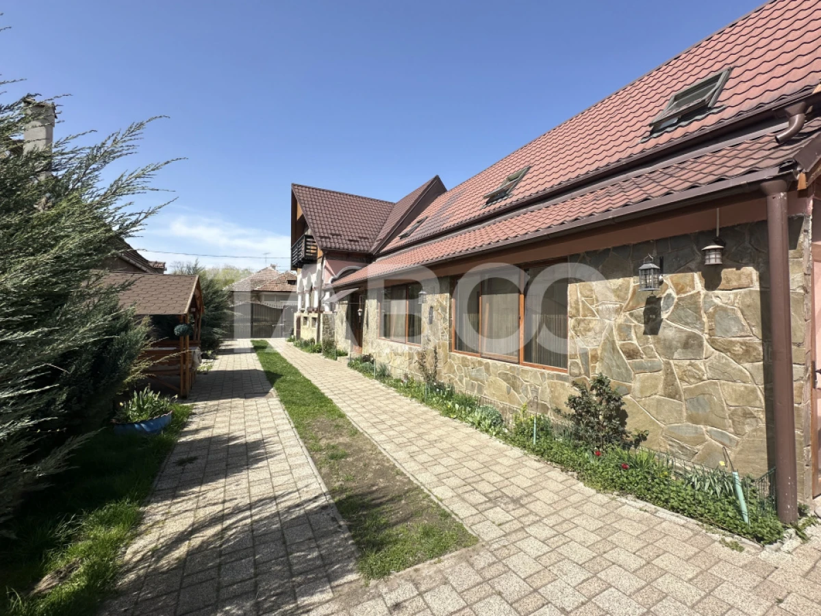 Casa de vanzare 5 camere zona barbeque salon de evenimete ciubar - 4