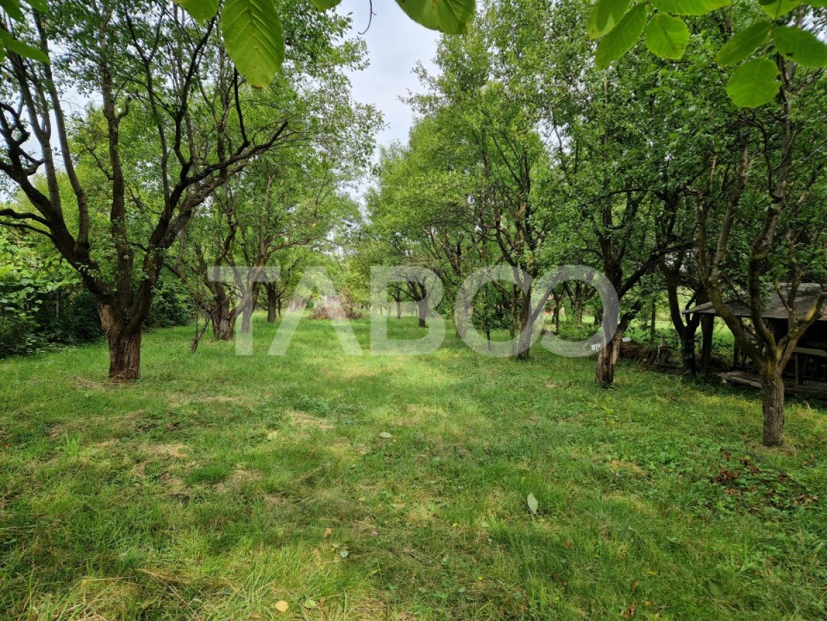 Teren intravilan imprejmuit 1915 mp PUZ aprobat utilitati in Tocile - 3