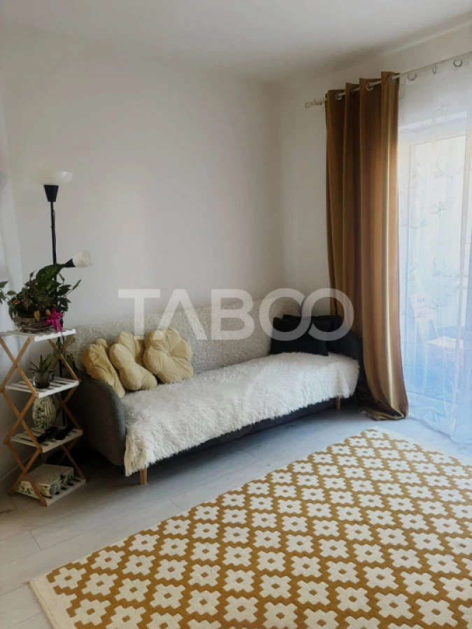 Apartament 2 camere de vanzare decomandate cu parcare Floresti - 2