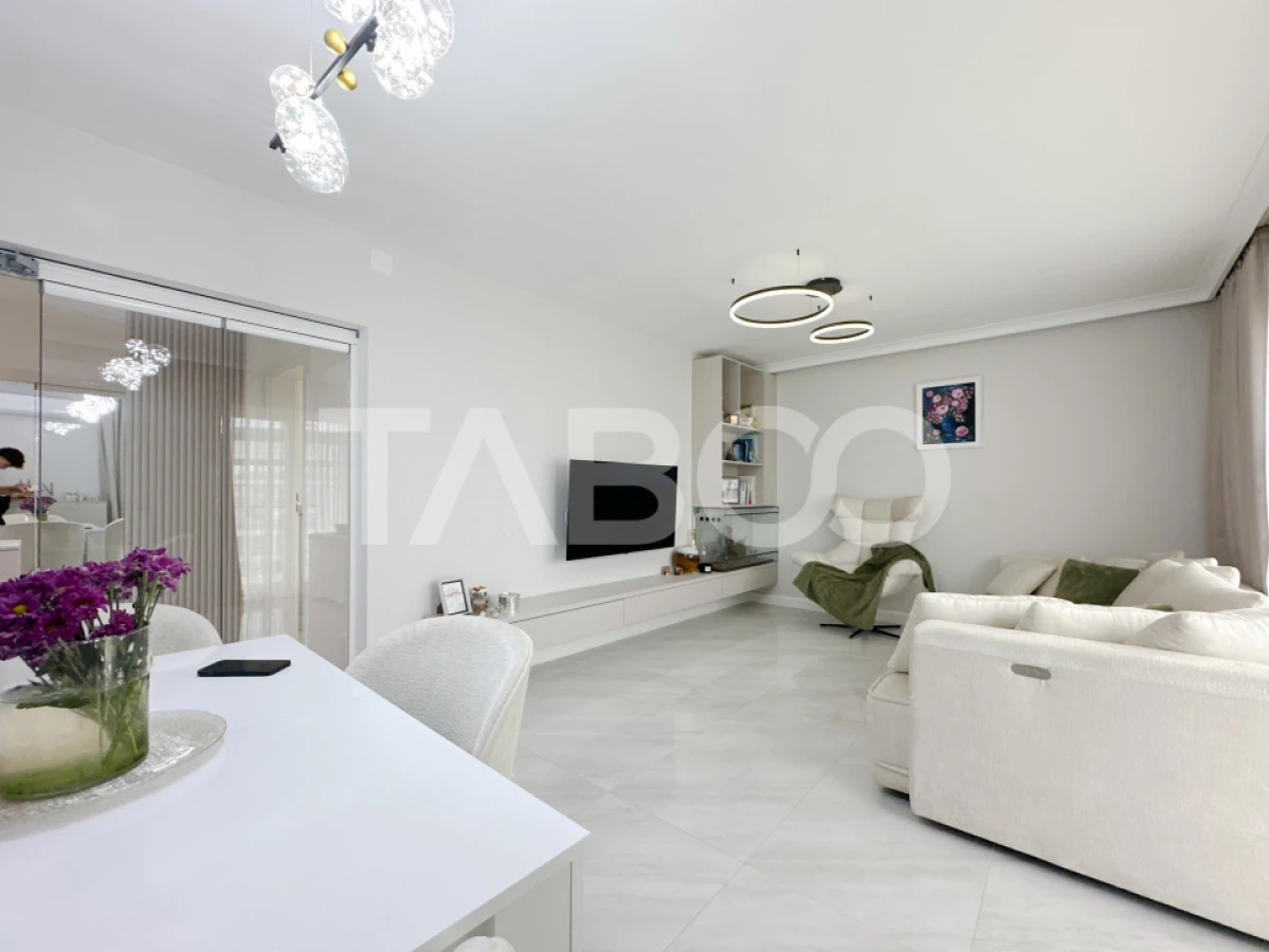 Vanzare apartament decomandat ultrafinisat parcare cartierul Sopor - 2