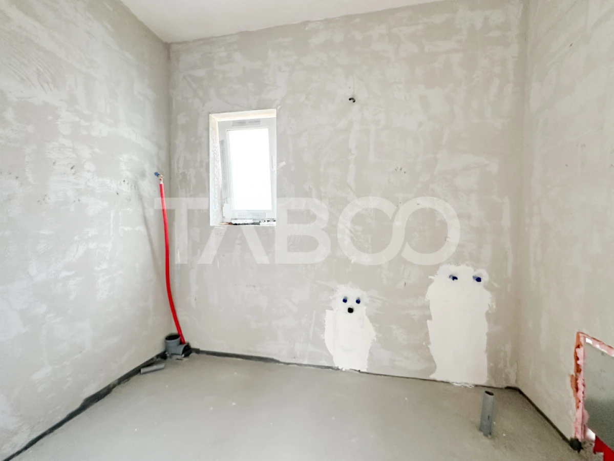 Vanzare duplex premium garaj pentru 2 masini chiar la intrare Tauti - 9