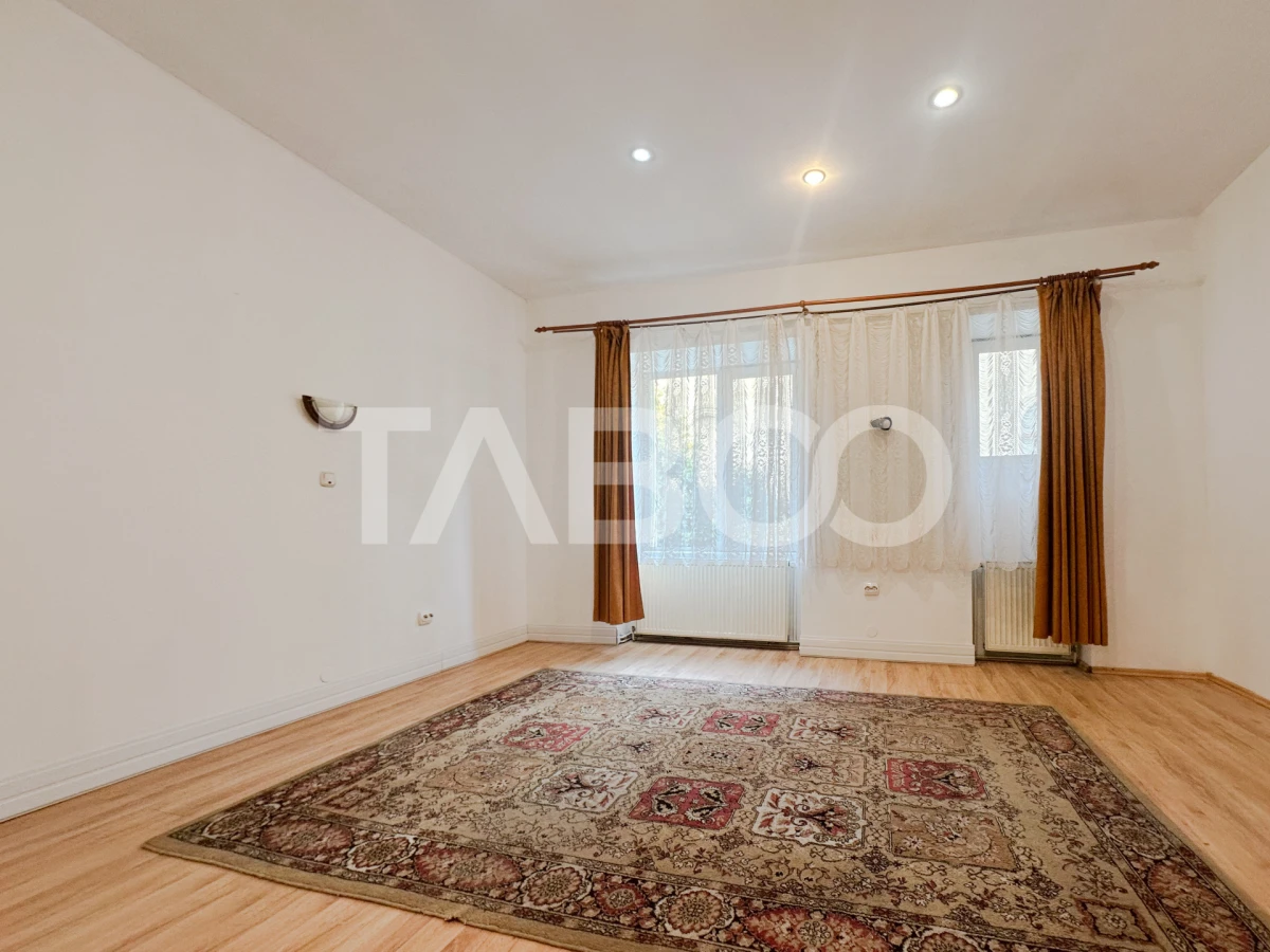 De vanzare apartament deosebit Centru Cluj Napoca - 2