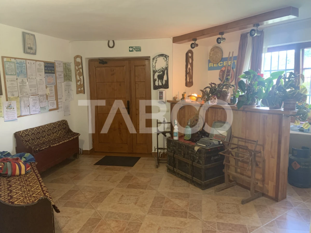 EXCLUSIVITATE Pensiune 9 camere 615 mpu 3600 mp teren in Fantanele - 10