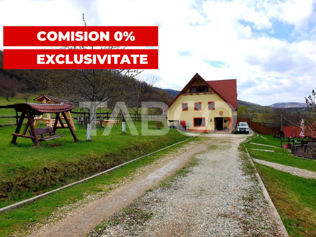 EXCLUSIVITATE - Casa 9 camere 615 mpu 9 bai 3600 mp teren in Fantanele - 1