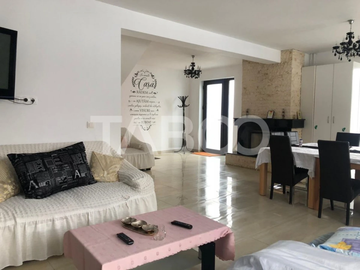 Casa individuala 7 camere cu 500 mp teren in Selimbar - 1