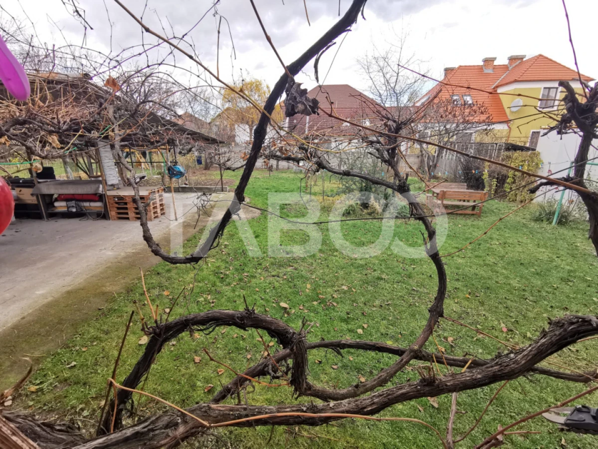 Casă individuală cu 4 camere și 900 mp teren în zona Calea Poplăcii - 10