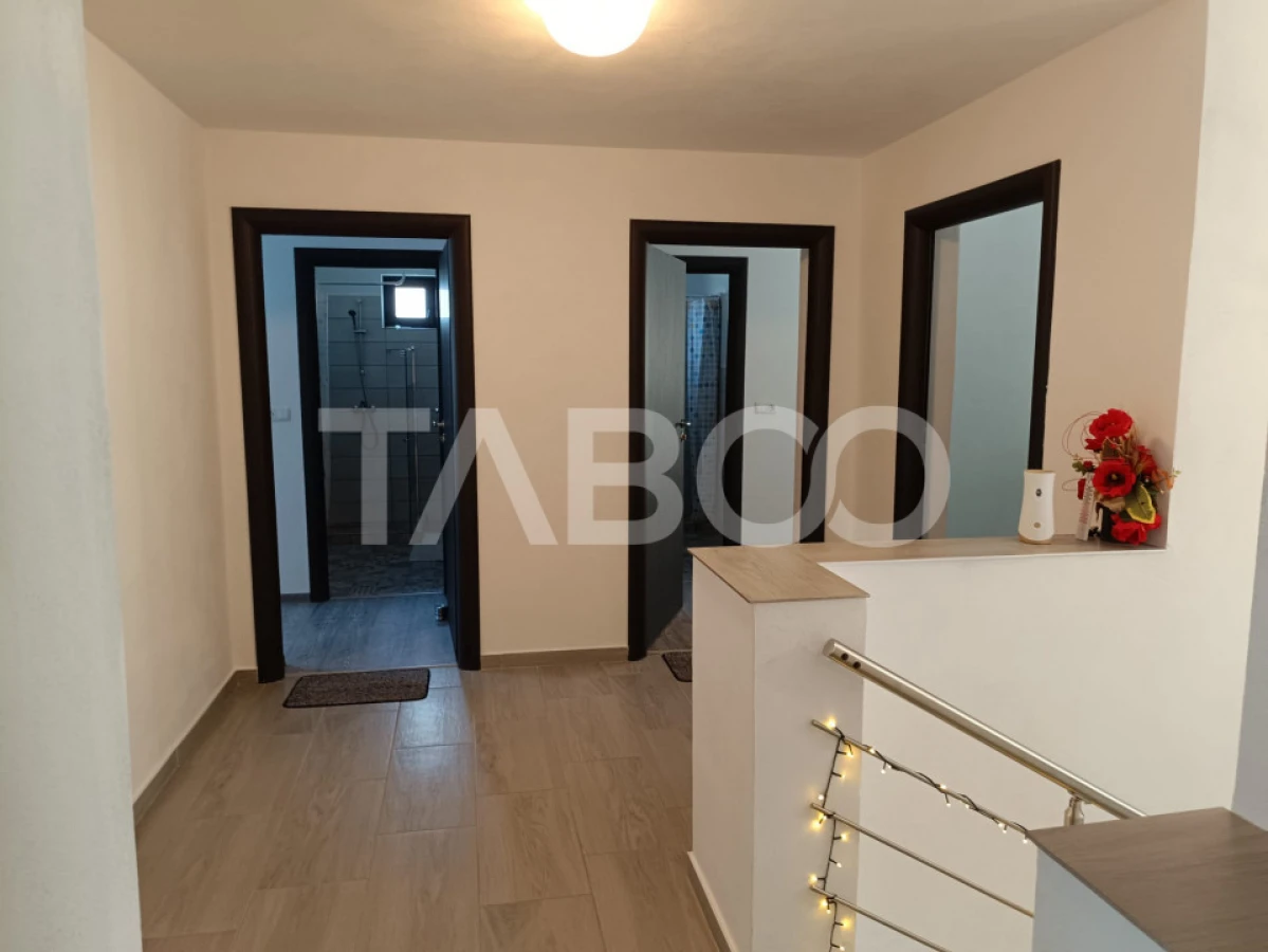 Casa 8 camere 7 bai 284 mp 225mp curte libera in Porumbacu de Sus - 7