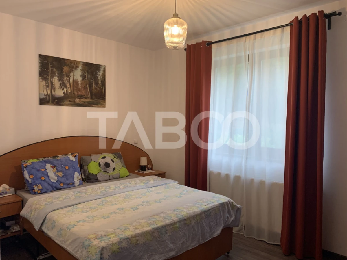 Casa 8 camere 7 bai 284 mp 225mp curte libera in Porumbacu de Sus - 5