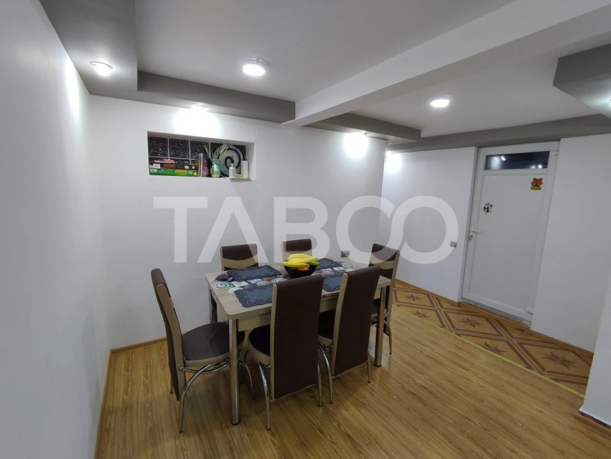 Casa cu spatii comerciale de vanzare in Sibiu Lacul Binder - 2