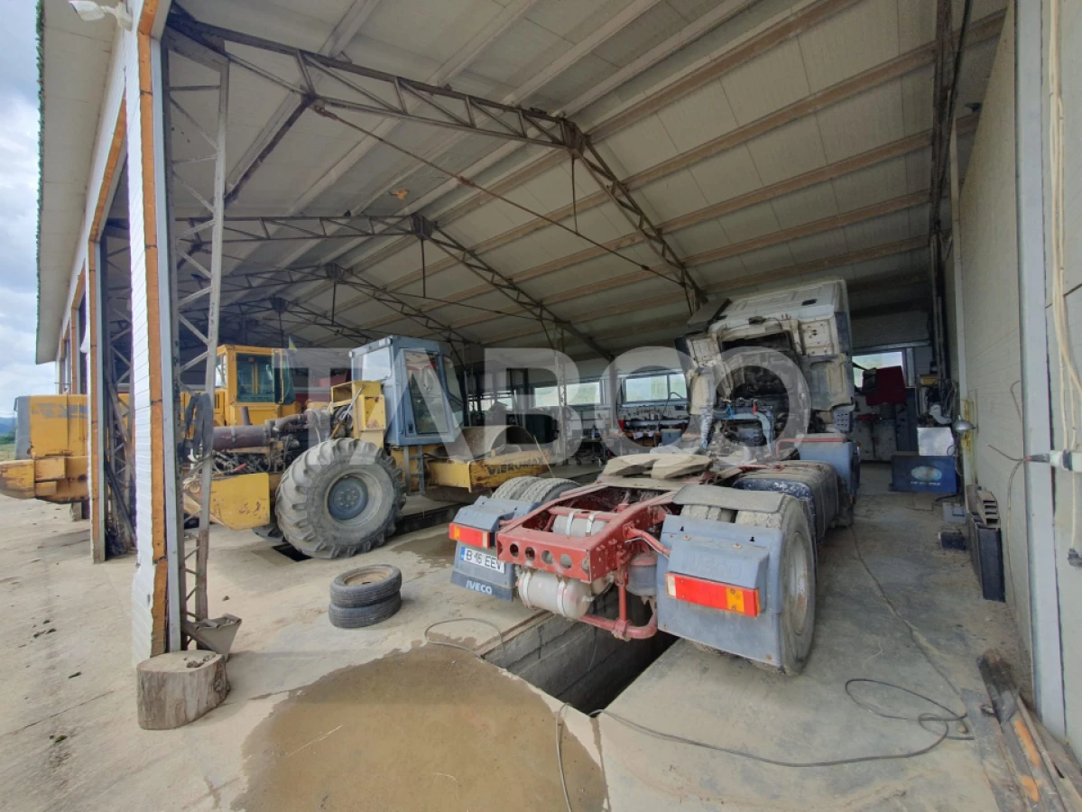 Teren si hala 42.000 mp + zona administrativa la 7 minute de Fagaras - 3