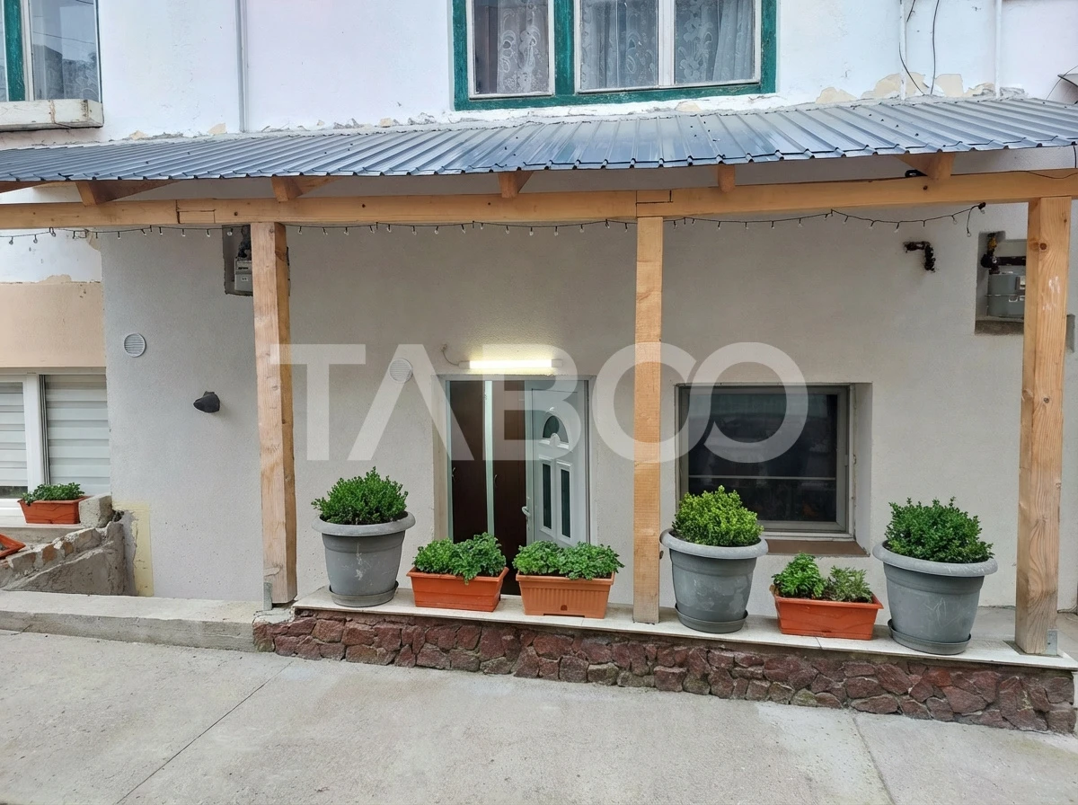 Apartament renovat complet 47 mp 3 camere str Tesatorilor Cisnadie - 9