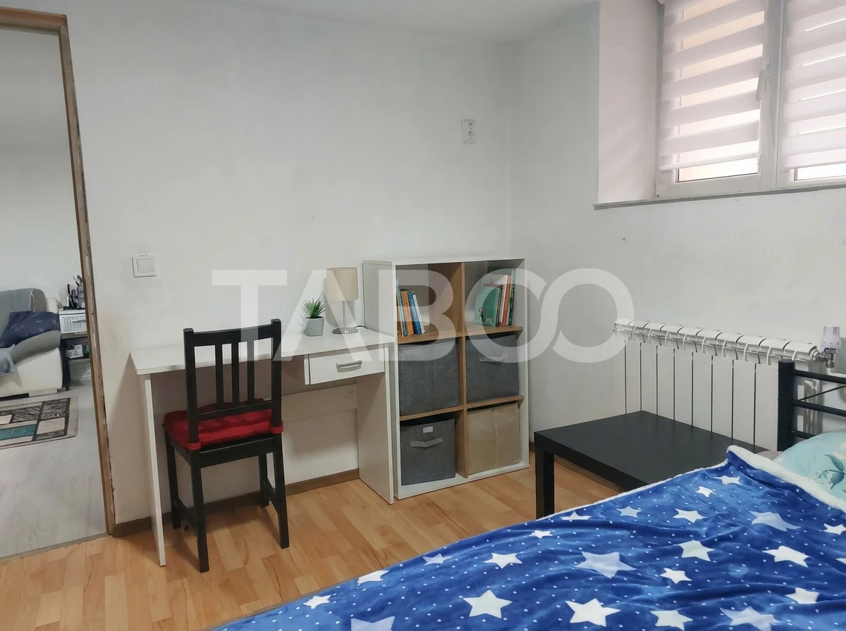 Apartament renovat complet 47 mp 3 camere str Tesatorilor Cisnadie - 5