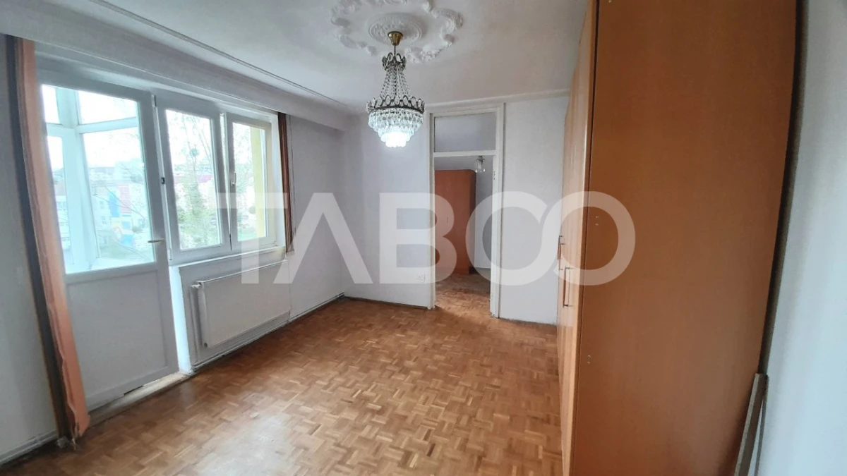 Apartament de vanzare 40mp 2 camere Zona Mihai Viteazul Sibiu - 1