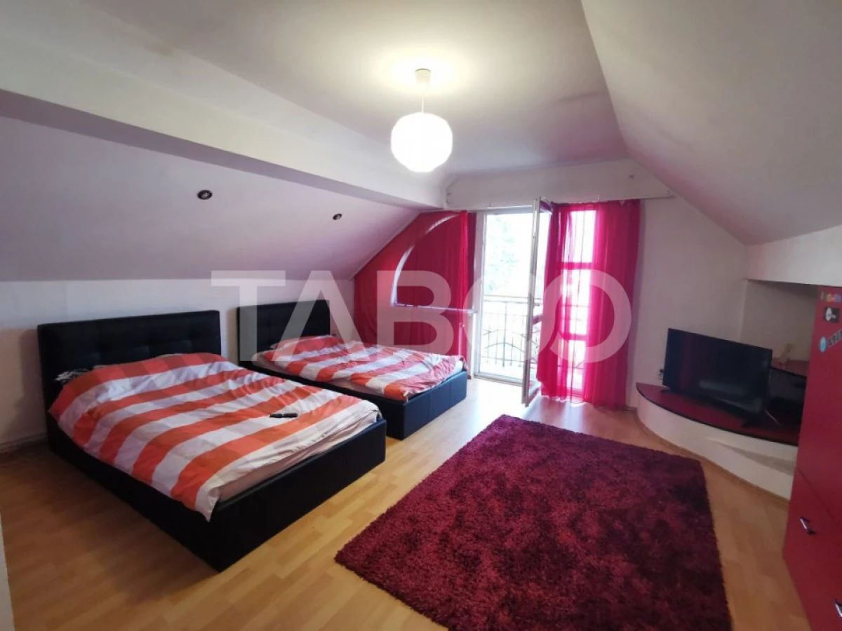 Casa in zona Centrala cu 8 camere mobilate teren 890 mp - 5