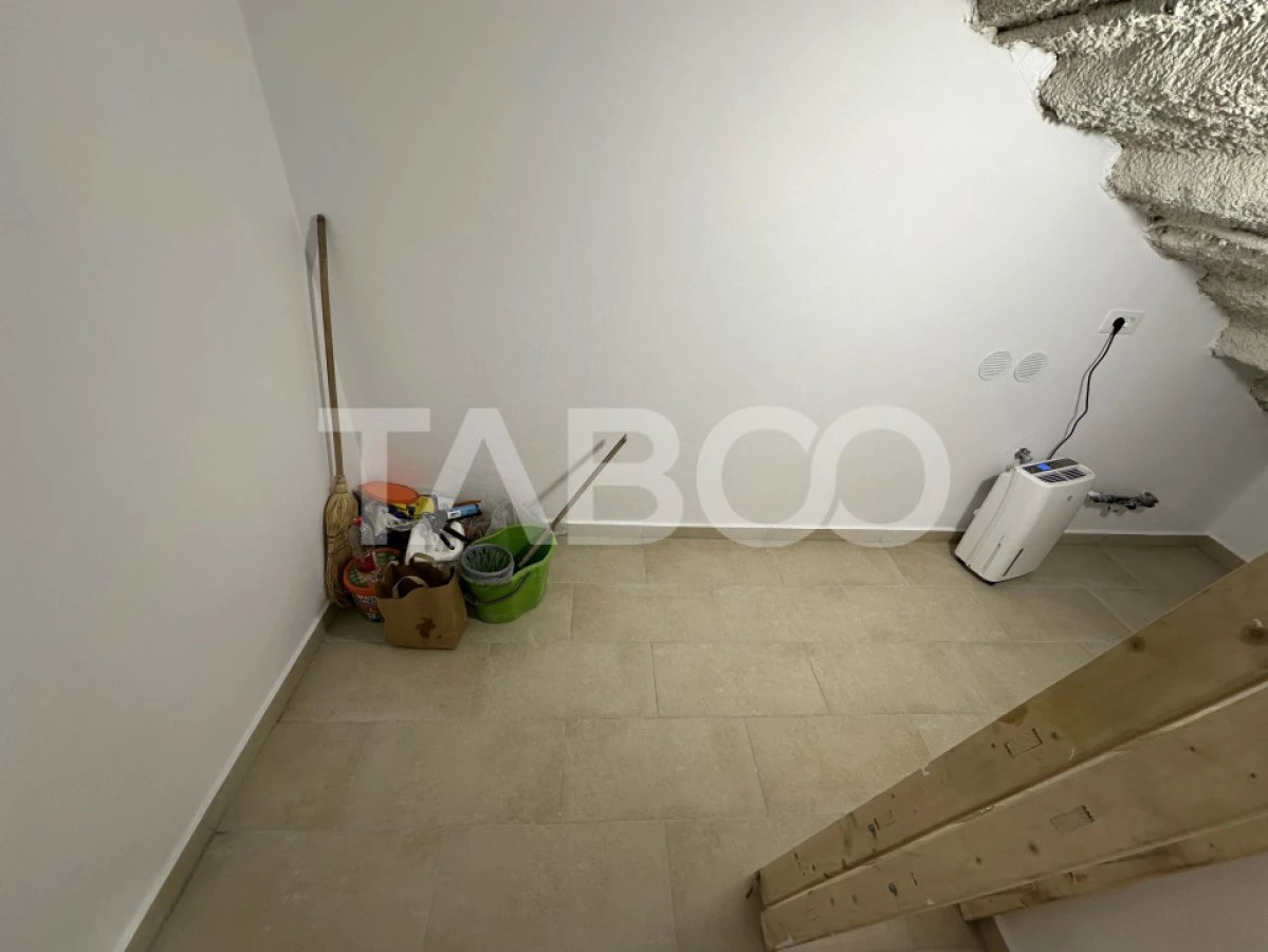 Spatiu comercial 89 mp utili renovat complet Strada Faurului nr 21 - 10